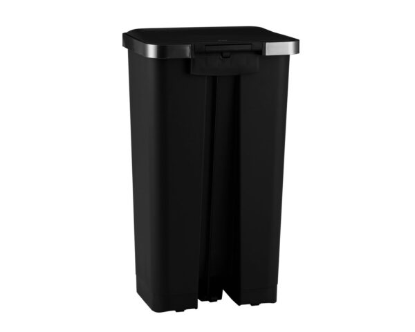 Kosz pedałowy HANA, pojemność 45 l, tworzywo sztuczne, czarny Kosz pedałowy HANA, pojemność 45 l, tworzywo sztuczne, czarny